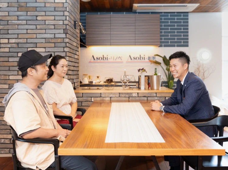 お客様とナカジツさんトップ写真